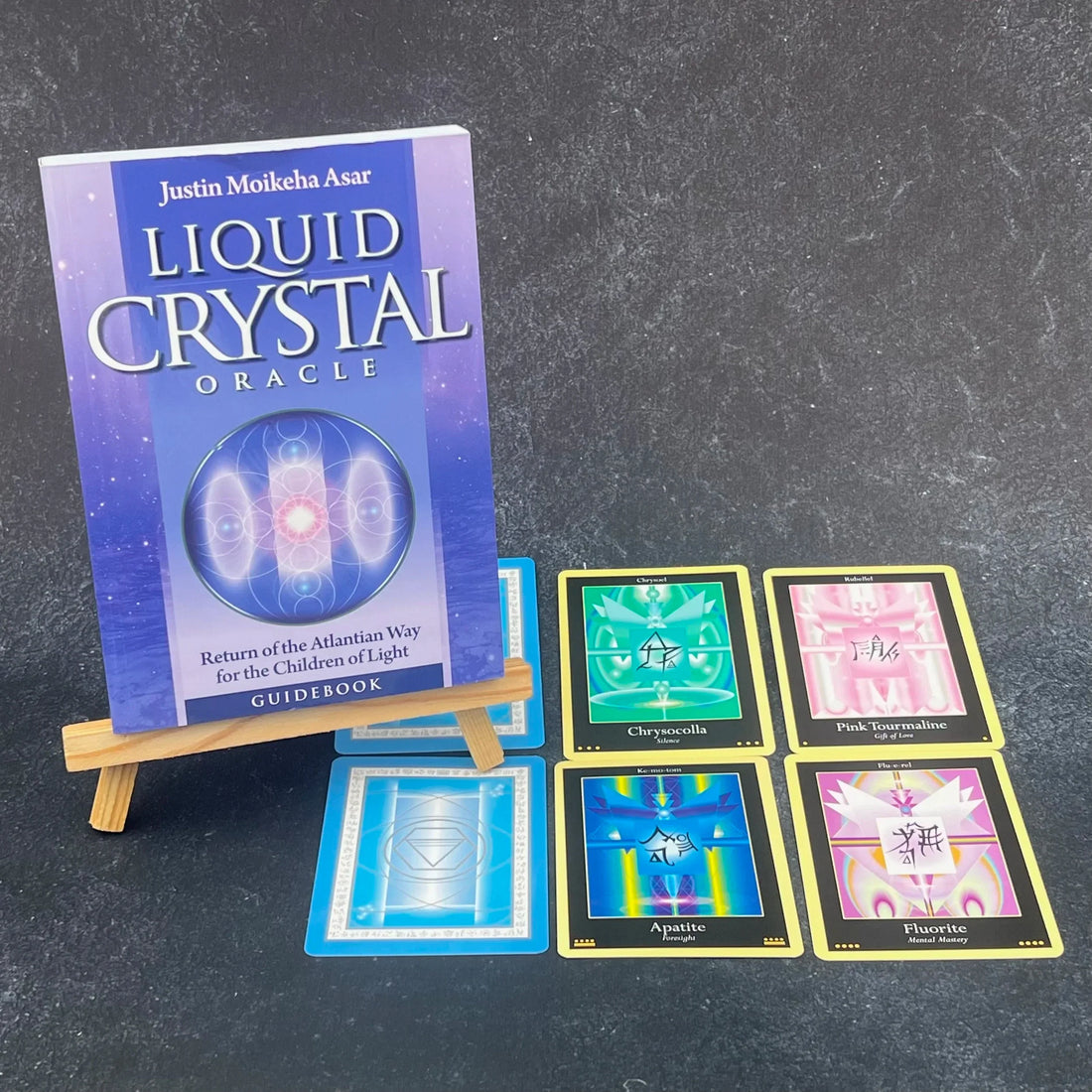 How to Use & Cleanse Your Tarot Deck